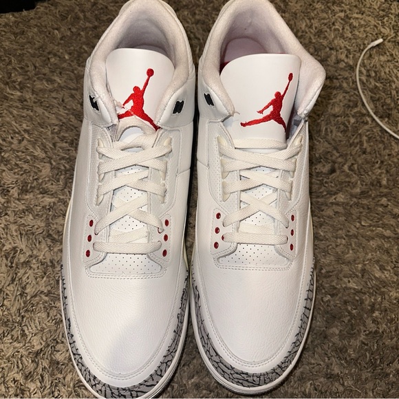 Jordan 3 Reimagined - Picture 2 of 7